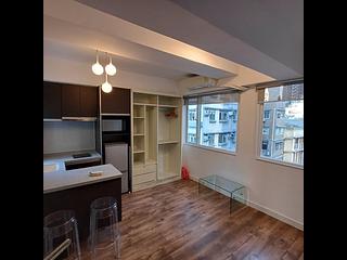 Poho - 43-45, Square Street 06