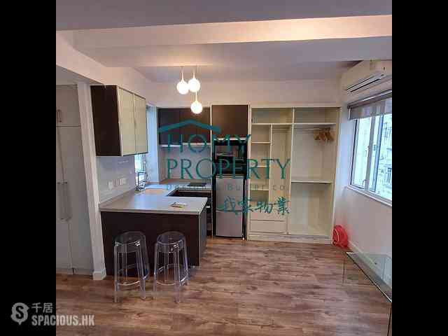 Poho - 43-45, Square Street 07
