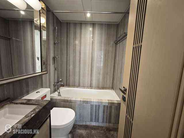 Fortress Hill - Harbour Glory Block 6 06