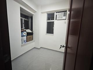 North Point - Kin Bong Building 05