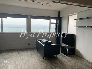 Sai Ying Pun - Kwan Yick Building 03