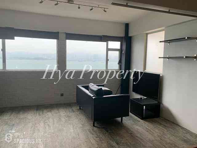Sai Ying Pun - Kwan Yick Building 03