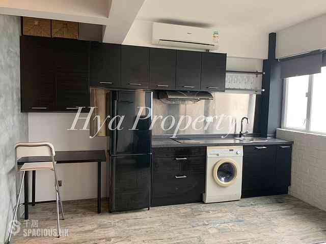 Sai Ying Pun - Kwan Yick Building 04
