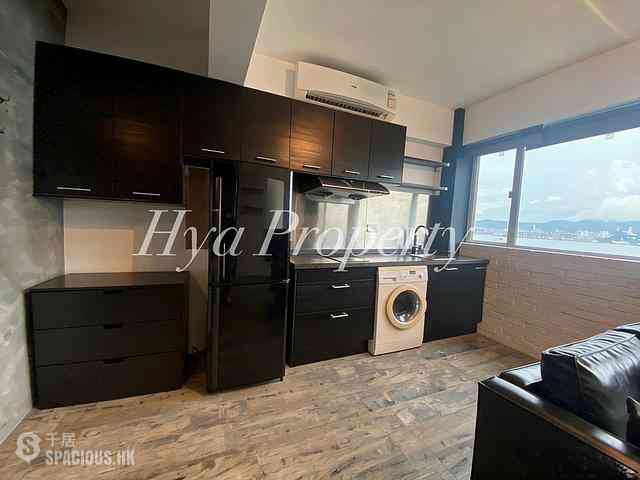 Sai Ying Pun - Kwan Yick Building 05