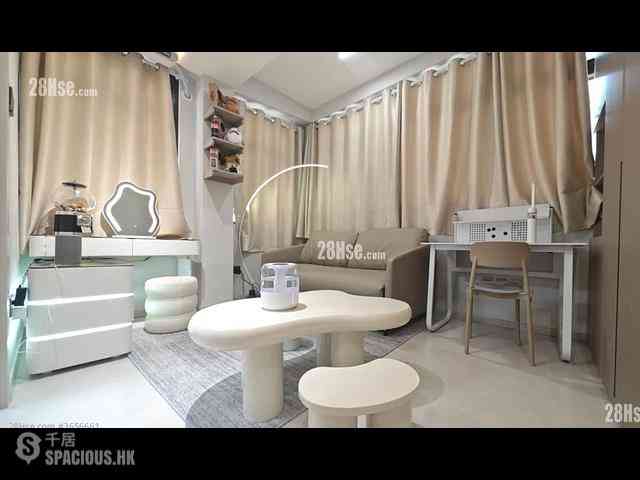 Sai Ying Pun - 96, Second Street 04
