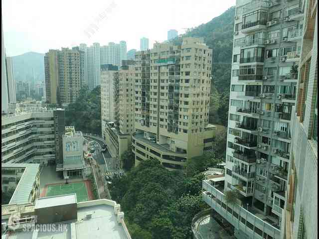 Wan Chai - Royal Court 01