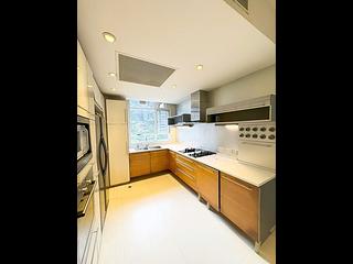 Mid Levels Central - Tregunter Block 1 04