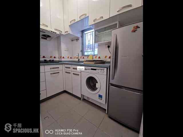 Causeway Bay - Lockhart House 07