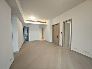 North Point - Victoria Harbour Phase 2B-3 Tower 2 03