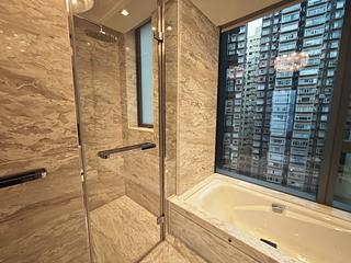 North Point - Victoria Harbour Phase 2B-3 Tower 2 09