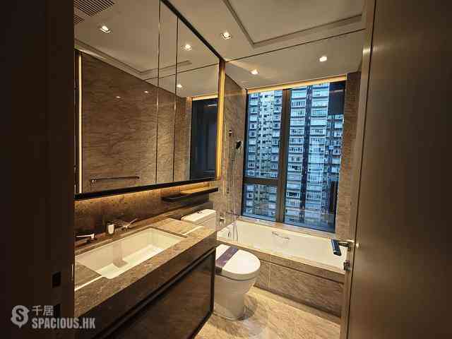 North Point - Victoria Harbour Phase 2B-3 Tower 2 11
