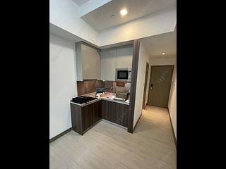 Tai Kok Tsui - L・Living 23 05