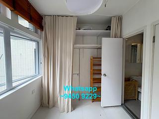 Sheung Wan - Yu Hing Mansion 03