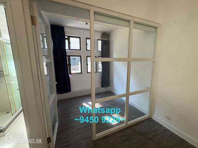 Central - 73, Connaught Road West 06