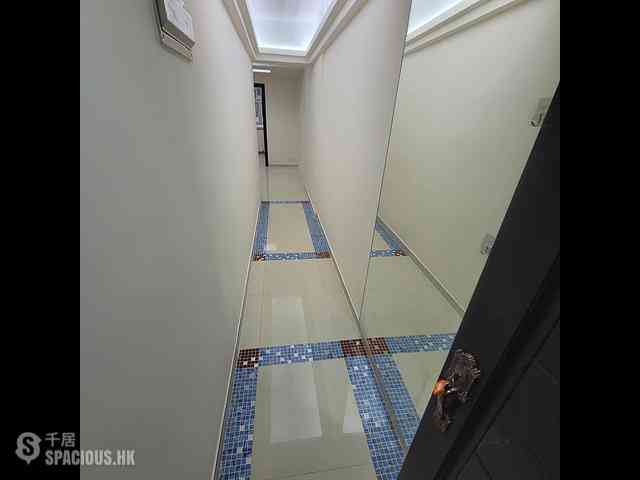 Mong Kok - Kwong Yu Building 08