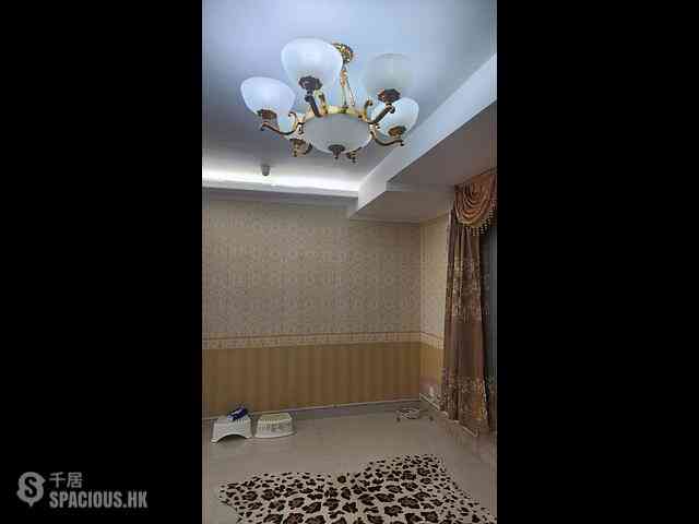 Yau Yat Chuen - Village Gardens Phase 2 02