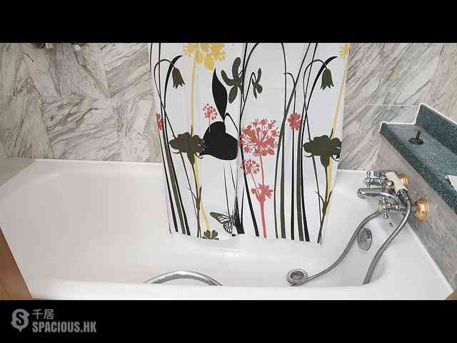 Yau Yat Chuen - Village Gardens Phase 2 09