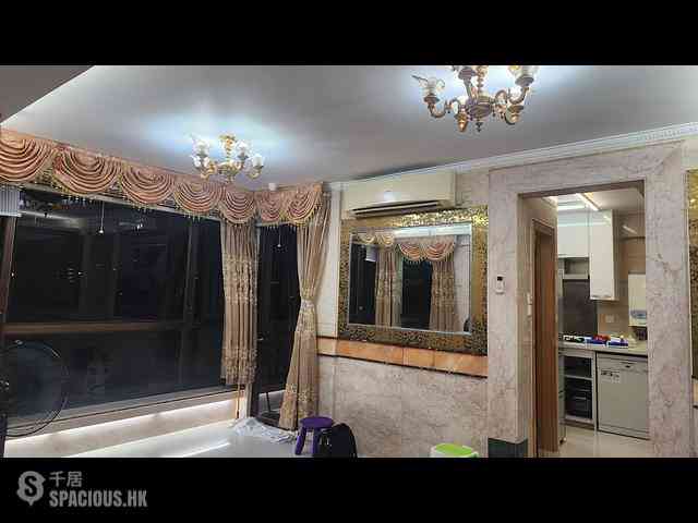 Yau Yat Chuen - Village Gardens Phase 2 16