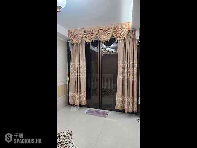 Yau Yat Chuen - Village Gardens Phase 2 19