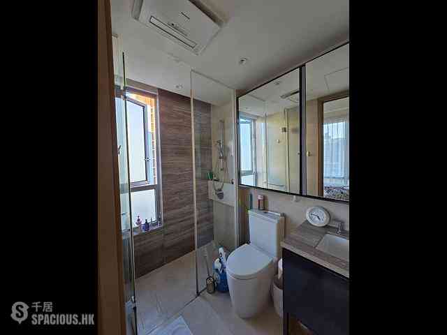Sai Wan Ho - Island Residence 05