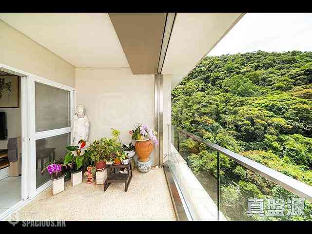 Repulse Bay - Sea Cliff Mansions 08