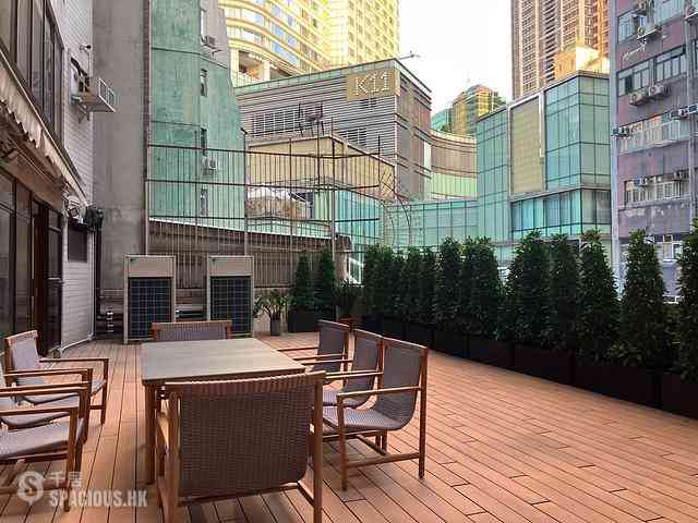 Tsim Sha Tsui - 2 Carnarvon Road 01