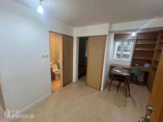 Wan Chai - Galway Court 01