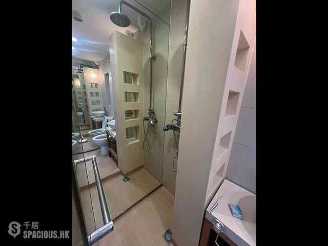 Wan Chai - Galway Court 02