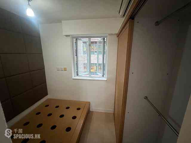 Wan Chai - Galway Court 03