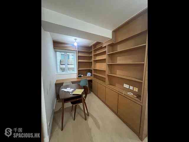 Wan Chai - Galway Court 04