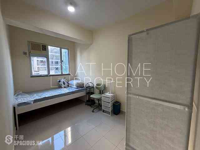 Mid Levels West - Bonanza Court 03