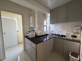 Mid Levels West - Bonanza Court 05