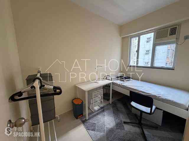 Mid Levels West - Bonanza Court 05