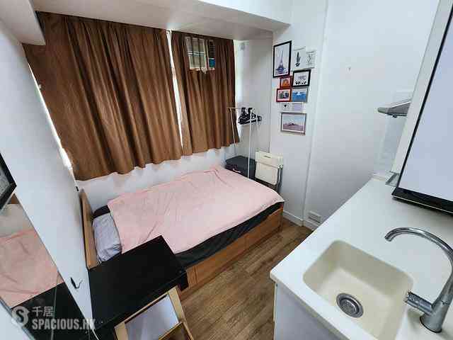 Sai Ying Pun - 114-116, First Street 01