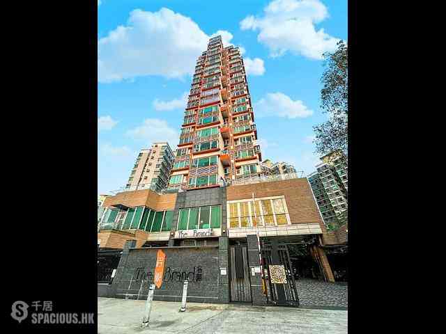 Yuen Long - The Brand 01