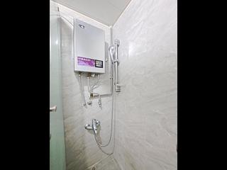 Mong Kok - Hung Wai Building Block 1 04