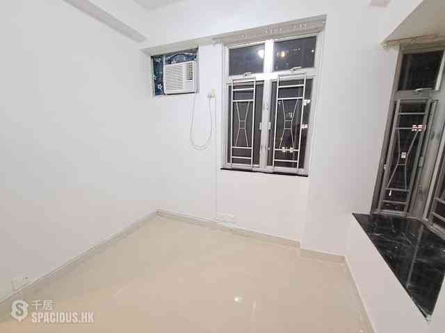 Mong Kok - Hung Wai Building Block 1 01