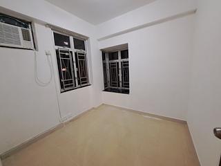 Mong Kok - Hung Wai Building Block 1 06