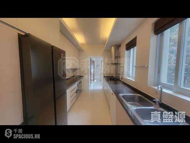 Repulse Bay - Repulse Bay Garden Block 3 01