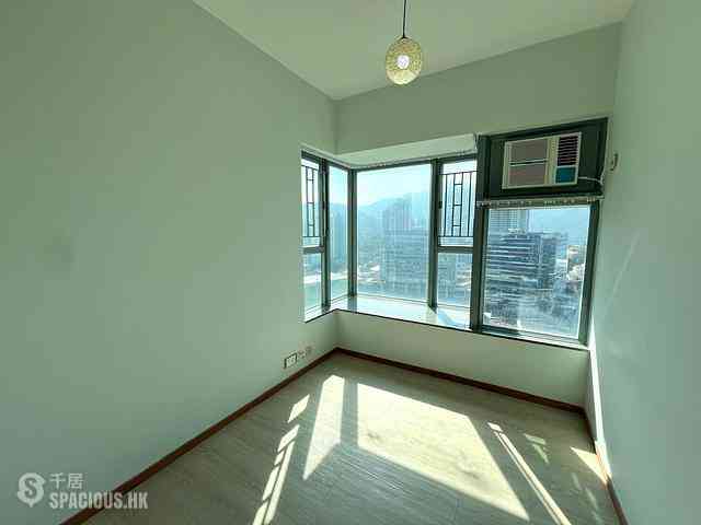 Tung Chung - Seaview Crescent 05