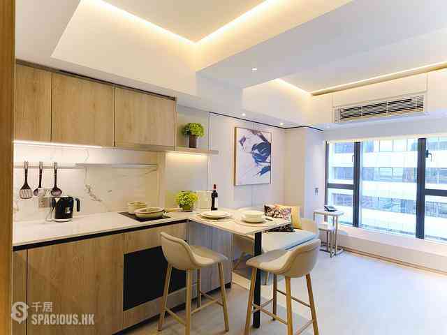 Sheung Wan - The Bauhinia 01
