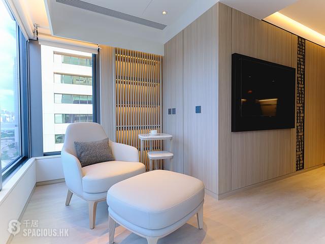 Sheung Wan - The Bauhinia 10