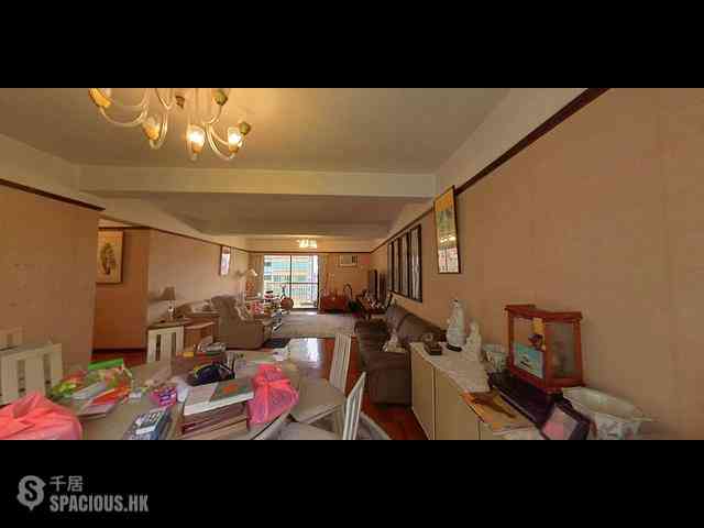 Sai Ying Pun - 17, Bonham Road 01