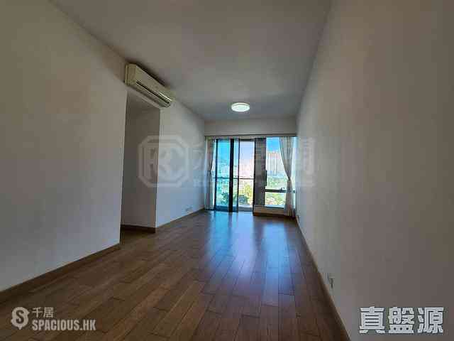 Tseung Kwan O - Savannah Block 1 02