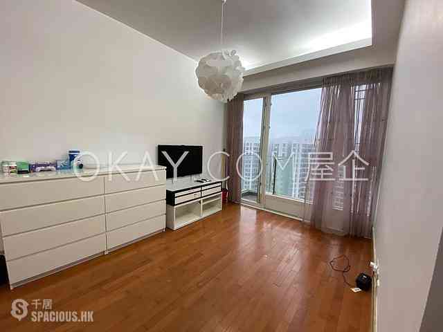 Quarry Bay - The Orchards 01