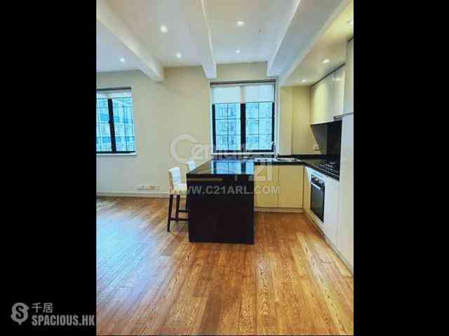 Soho - 33-35, Bridges Street 02