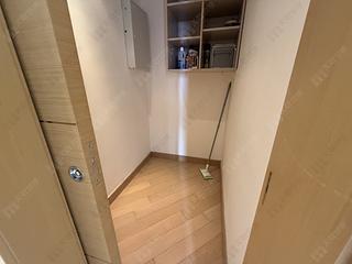 Ap Lei Chau - Larvotto Block 7 04