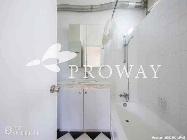 Pok Fu Lam - Bisney Villas 06