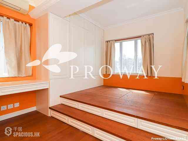 North Point - Kent Mansion 06