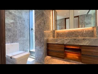Mid Levels West - University Heights Tower 2 08